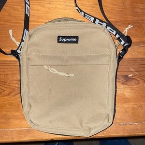 Supreme Shoulder Bag (SS18)